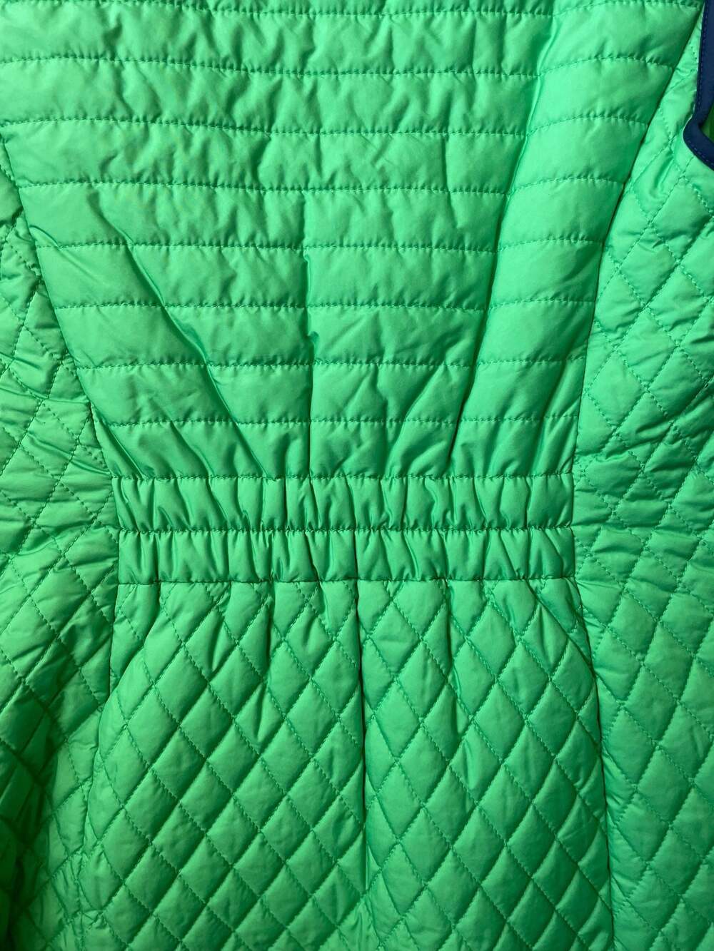 Talbots Women's Green Diamond Quilted Puffer Vest with Navy Trim - Picture 5 of 7